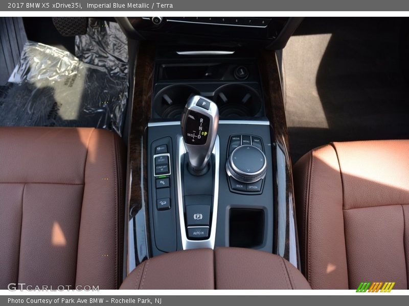  2017 X5 xDrive35i 8 Speed Automatic Shifter