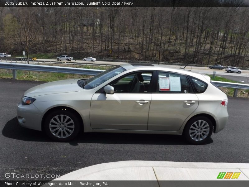 Sunlight Gold Opal / Ivory 2009 Subaru Impreza 2.5i Premium Wagon