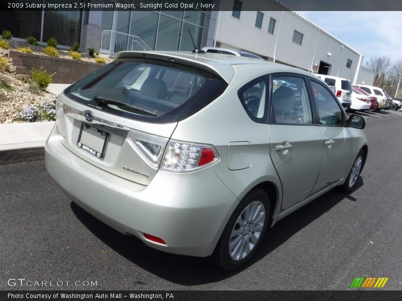 Sunlight Gold Opal / Ivory 2009 Subaru Impreza 2.5i Premium Wagon