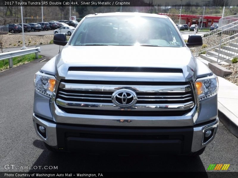 Silver Sky Metallic / Graphite 2017 Toyota Tundra SR5 Double Cab 4x4