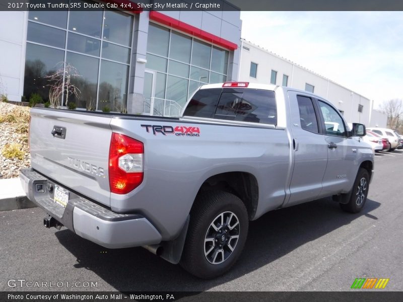 Silver Sky Metallic / Graphite 2017 Toyota Tundra SR5 Double Cab 4x4