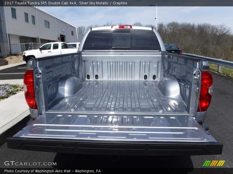  2017 Tundra SR5 Double Cab 4x4 Trunk