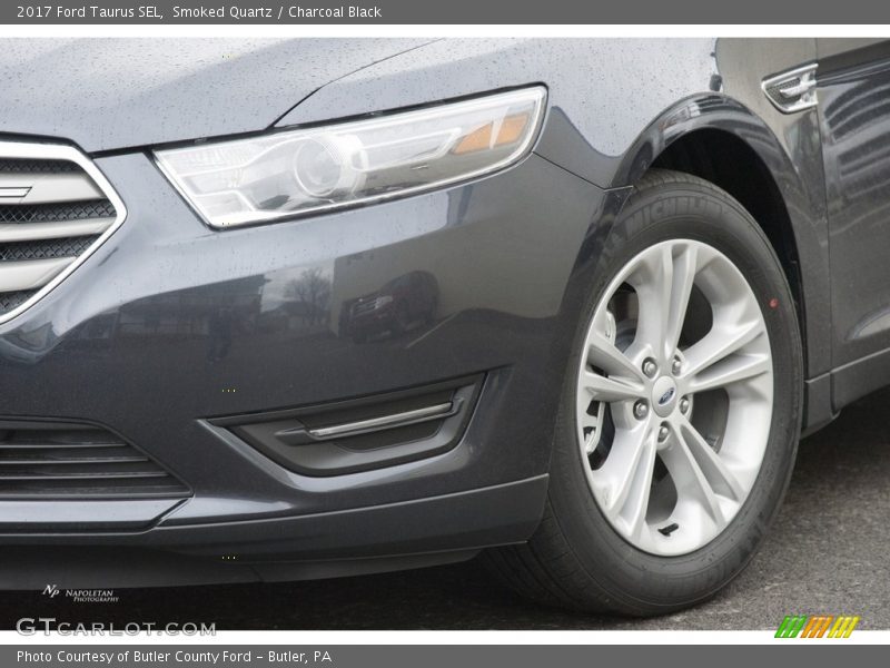 Smoked Quartz / Charcoal Black 2017 Ford Taurus SEL