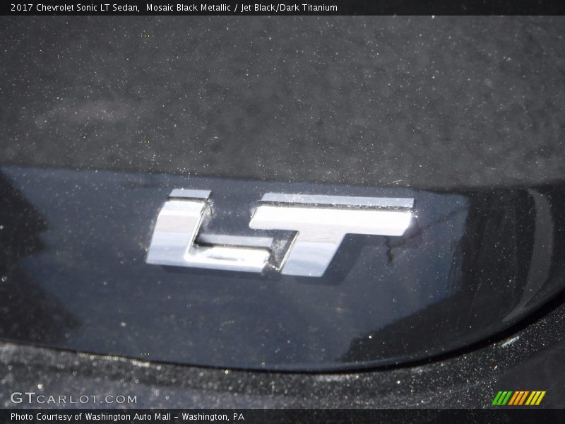 Mosaic Black Metallic / Jet Black/Dark Titanium 2017 Chevrolet Sonic LT Sedan