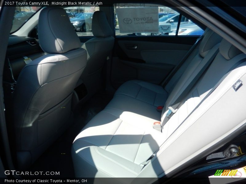 Midnight Black Metallic / Ash 2017 Toyota Camry XLE