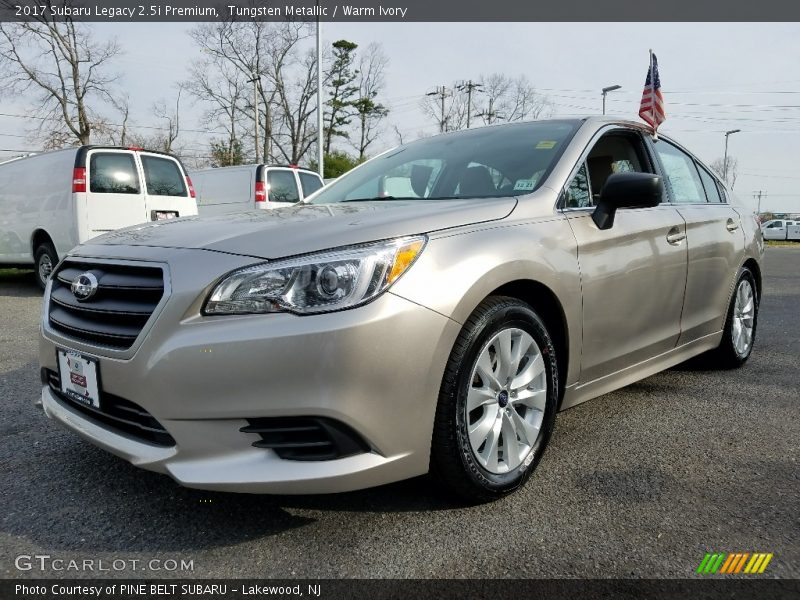 Tungsten Metallic / Warm Ivory 2017 Subaru Legacy 2.5i Premium