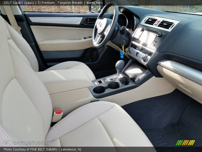 Tungsten Metallic / Warm Ivory 2017 Subaru Legacy 2.5i Premium