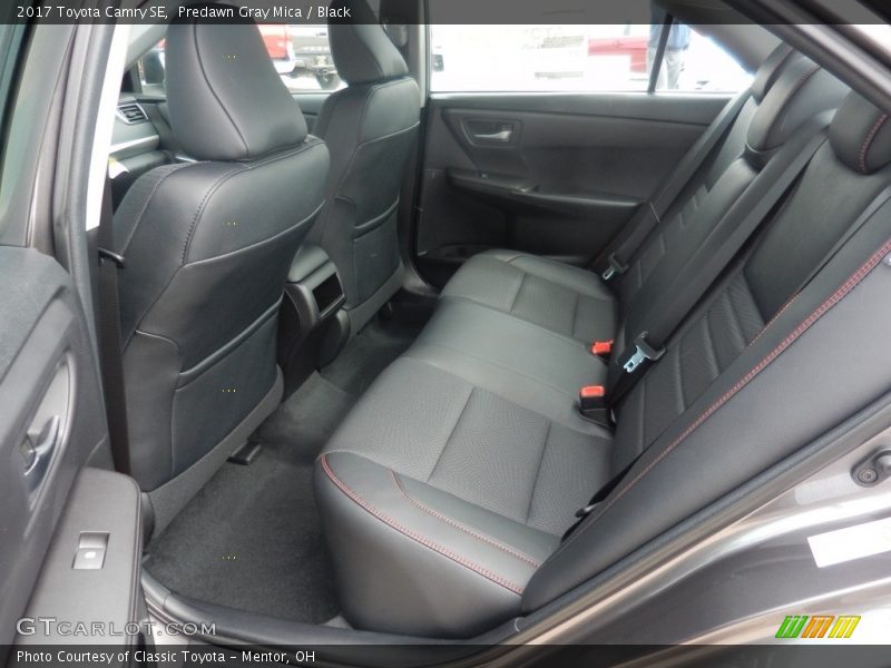 Predawn Gray Mica / Black 2017 Toyota Camry SE