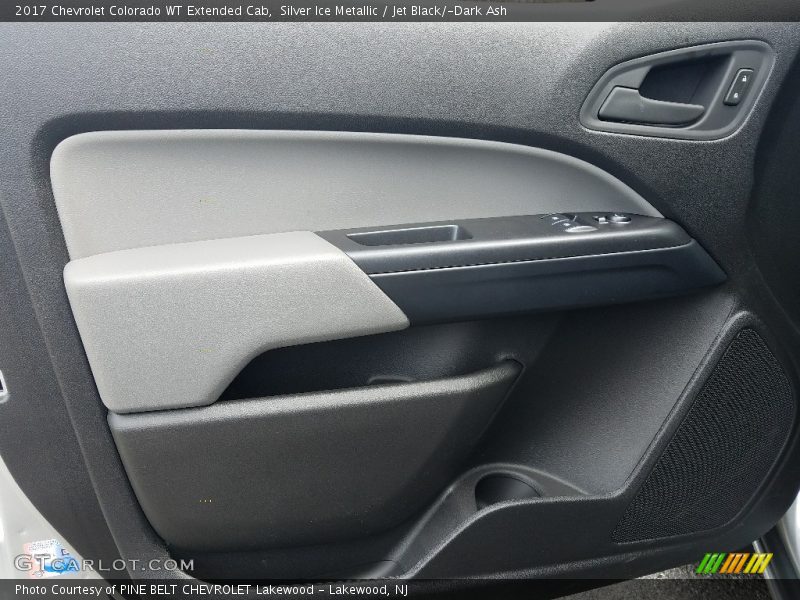 Silver Ice Metallic / Jet Black/­Dark Ash 2017 Chevrolet Colorado WT Extended Cab