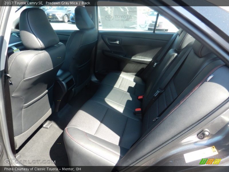 Predawn Gray Mica / Black 2017 Toyota Camry SE