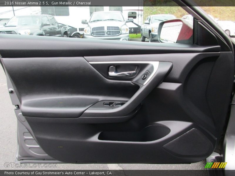 Gun Metallic / Charcoal 2016 Nissan Altima 2.5 S