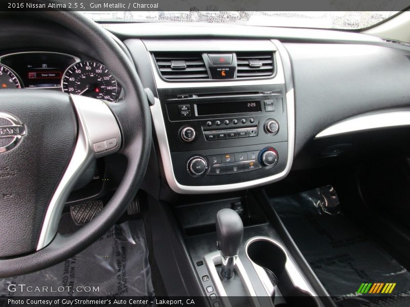 Gun Metallic / Charcoal 2016 Nissan Altima 2.5 S