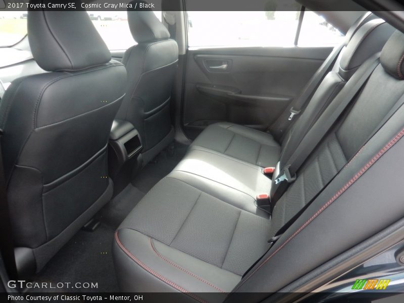 Cosmic Gray Mica / Black 2017 Toyota Camry SE