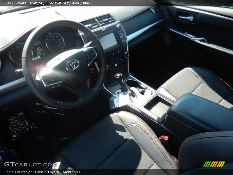 Predawn Gray Mica / Black 2017 Toyota Camry SE