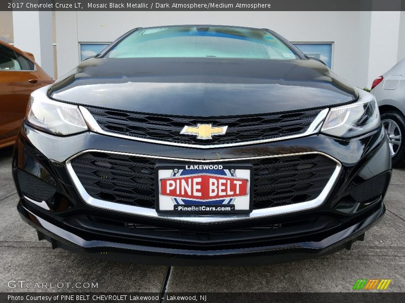 Mosaic Black Metallic / Dark Atmosphere/Medium Atmosphere 2017 Chevrolet Cruze LT