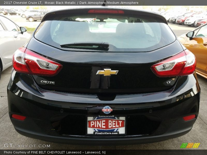 Mosaic Black Metallic / Dark Atmosphere/Medium Atmosphere 2017 Chevrolet Cruze LT