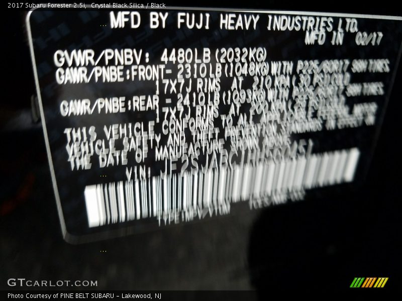 Crystal Black Silica / Black 2017 Subaru Forester 2.5i