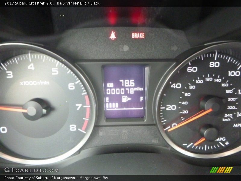 Ice Silver Metallic / Black 2017 Subaru Crosstrek 2.0i