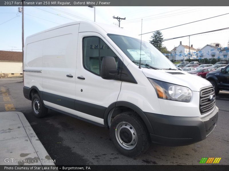 Oxford White / Pewter 2017 Ford Transit Van 250 MR Regular