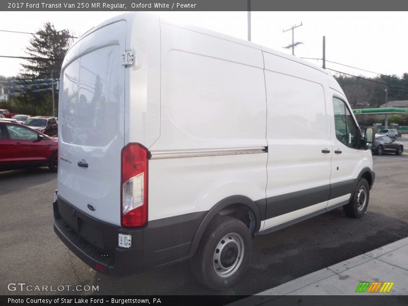Oxford White / Pewter 2017 Ford Transit Van 250 MR Regular