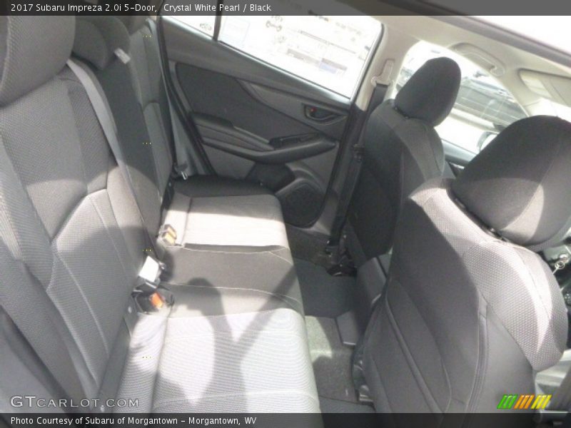 Crystal White Pearl / Black 2017 Subaru Impreza 2.0i 5-Door