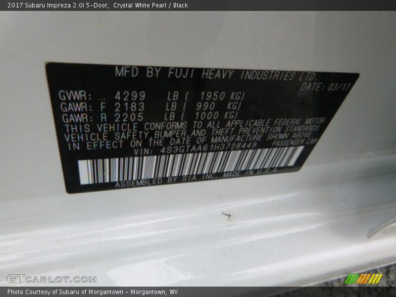 Crystal White Pearl / Black 2017 Subaru Impreza 2.0i 5-Door
