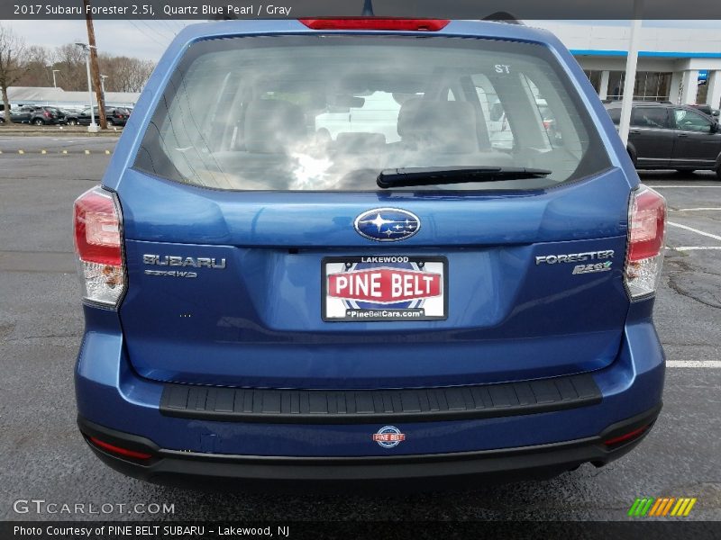 Quartz Blue Pearl / Gray 2017 Subaru Forester 2.5i