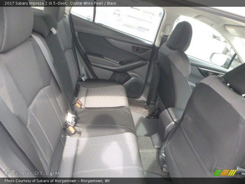 Crystal White Pearl / Black 2017 Subaru Impreza 2.0i 5-Door
