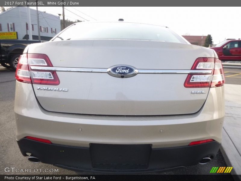 White Gold / Dune 2017 Ford Taurus SEL