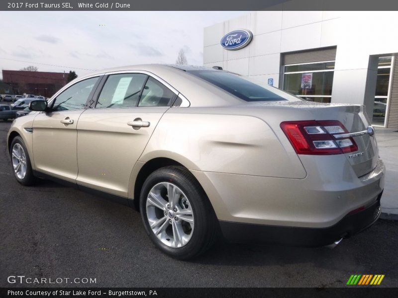 White Gold / Dune 2017 Ford Taurus SEL