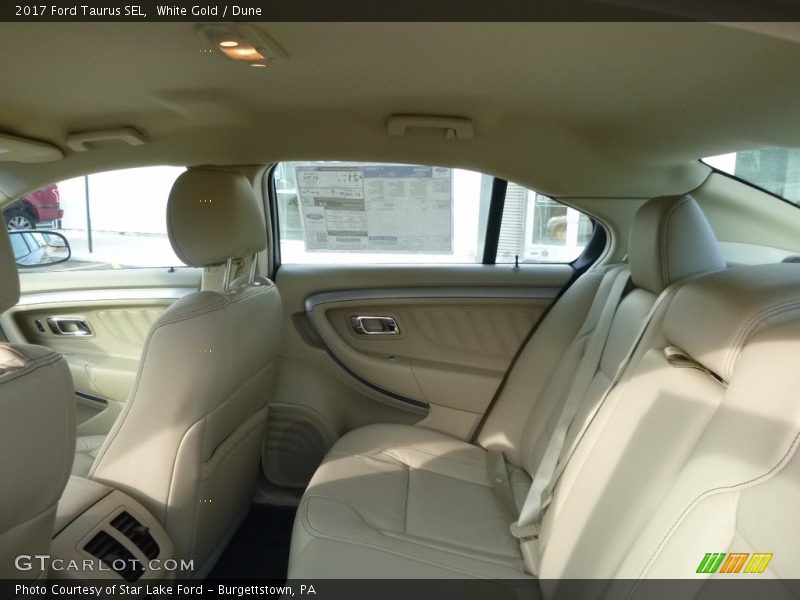 White Gold / Dune 2017 Ford Taurus SEL