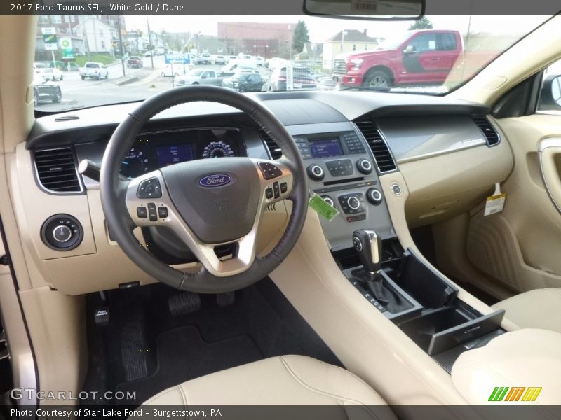  2017 Taurus SEL Dune Interior