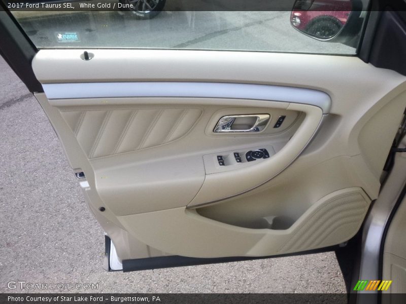 Door Panel of 2017 Taurus SEL