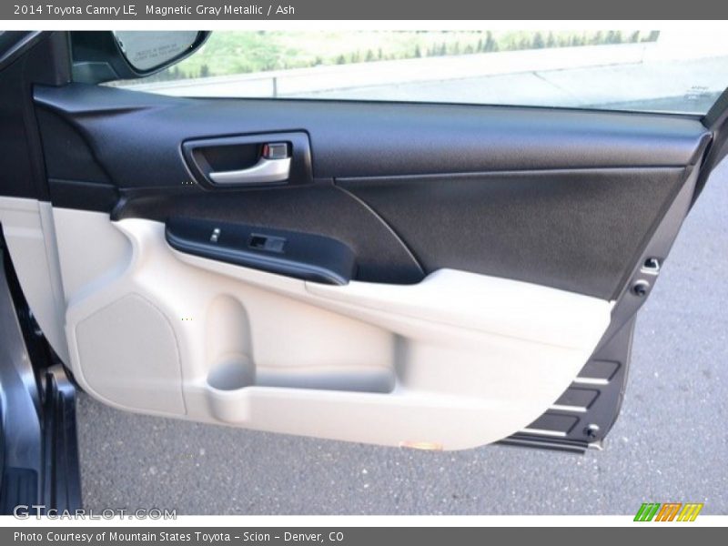 Magnetic Gray Metallic / Ash 2014 Toyota Camry LE