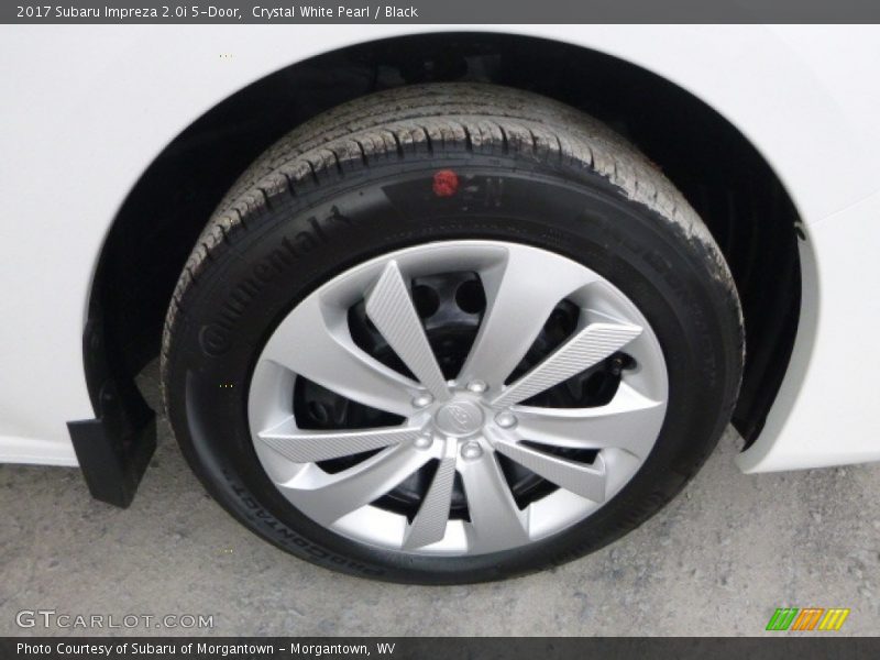 Crystal White Pearl / Black 2017 Subaru Impreza 2.0i 5-Door