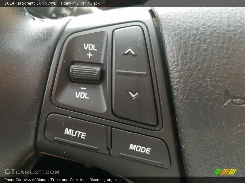 Titanium Silver / Black 2014 Kia Sorento SX V6 AWD