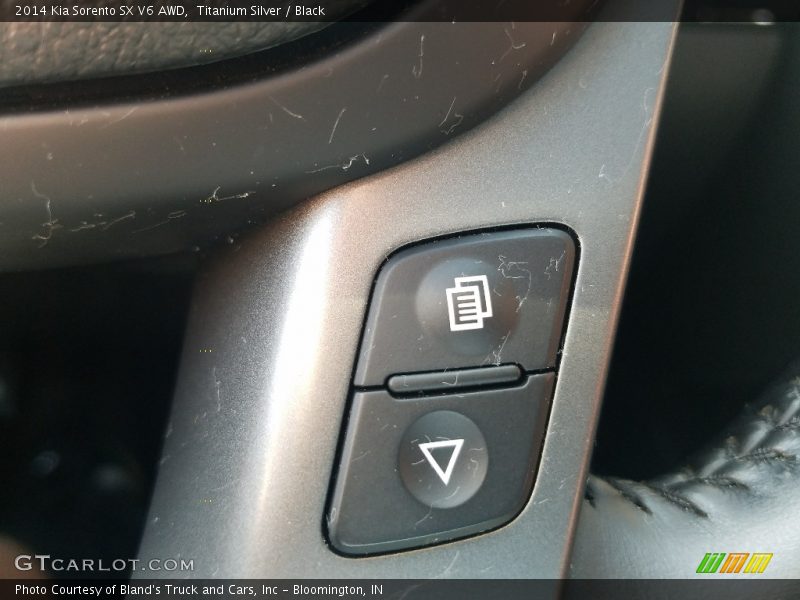 Titanium Silver / Black 2014 Kia Sorento SX V6 AWD