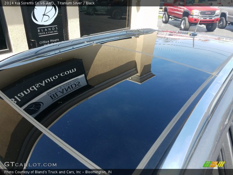 Titanium Silver / Black 2014 Kia Sorento SX V6 AWD