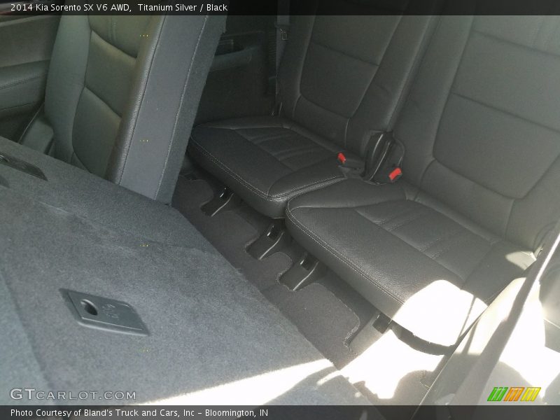 Titanium Silver / Black 2014 Kia Sorento SX V6 AWD