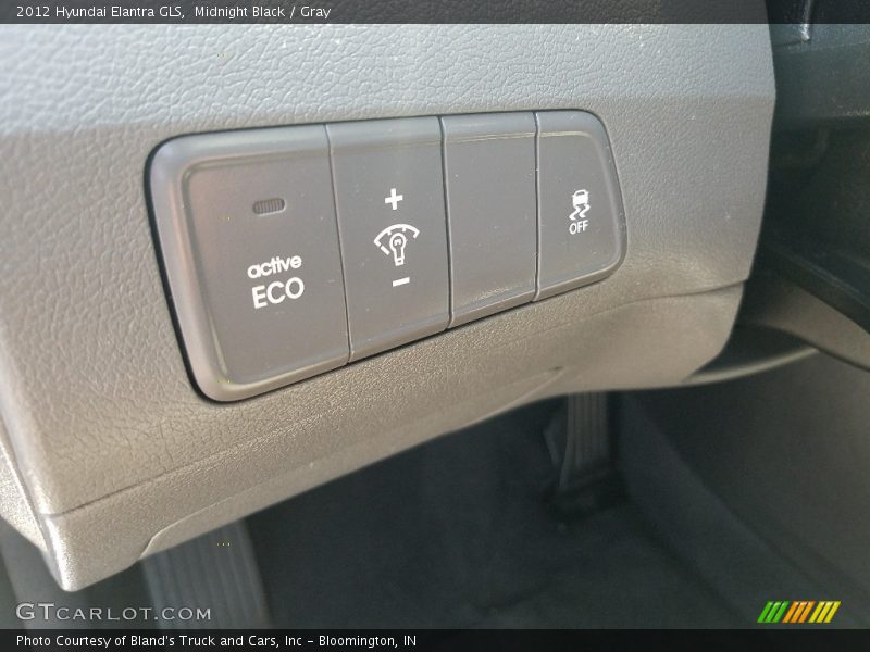 Midnight Black / Gray 2012 Hyundai Elantra GLS