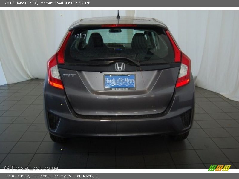 Modern Steel Metallic / Black 2017 Honda Fit LX