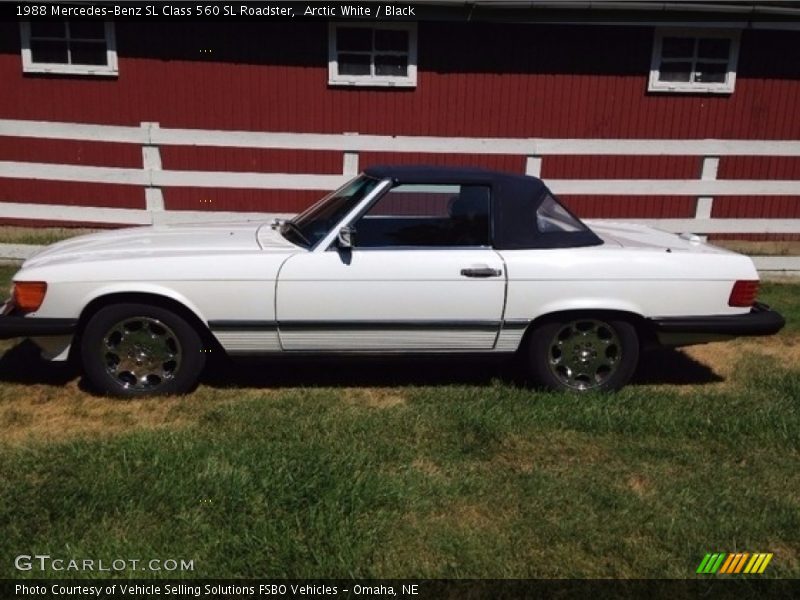 Arctic White / Black 1988 Mercedes-Benz SL Class 560 SL Roadster