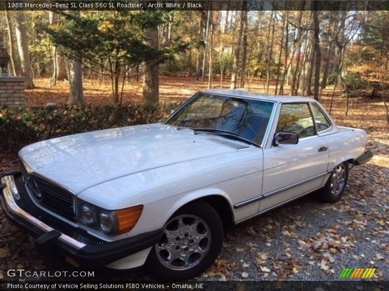 Arctic White / Black 1988 Mercedes-Benz SL Class 560 SL Roadster