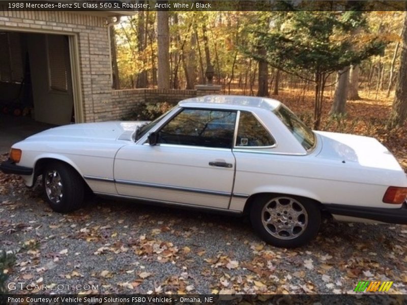 Arctic White / Black 1988 Mercedes-Benz SL Class 560 SL Roadster