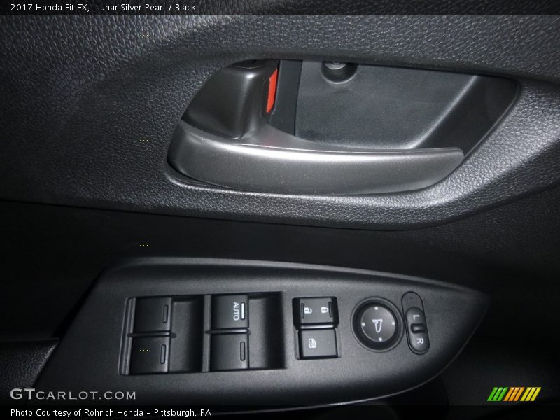 Lunar Silver Pearl / Black 2017 Honda Fit EX