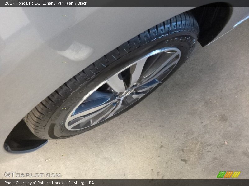 Lunar Silver Pearl / Black 2017 Honda Fit EX