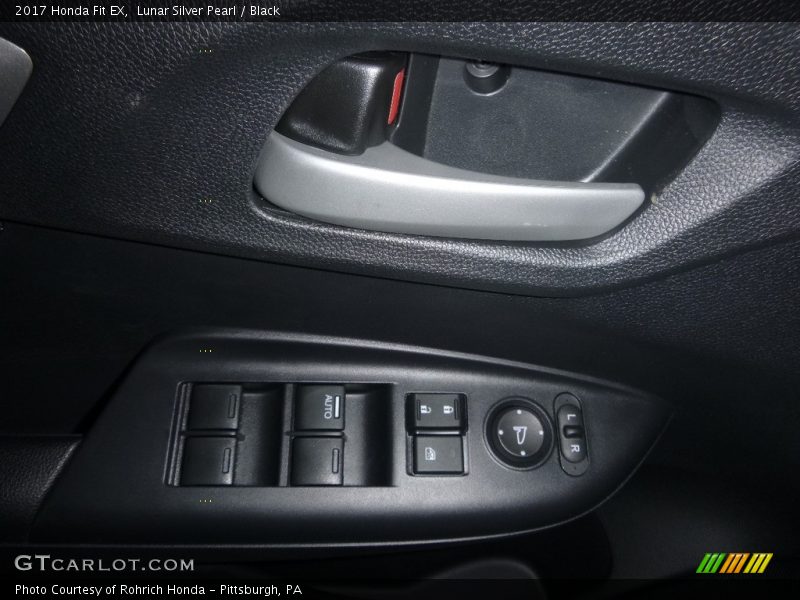 Lunar Silver Pearl / Black 2017 Honda Fit EX
