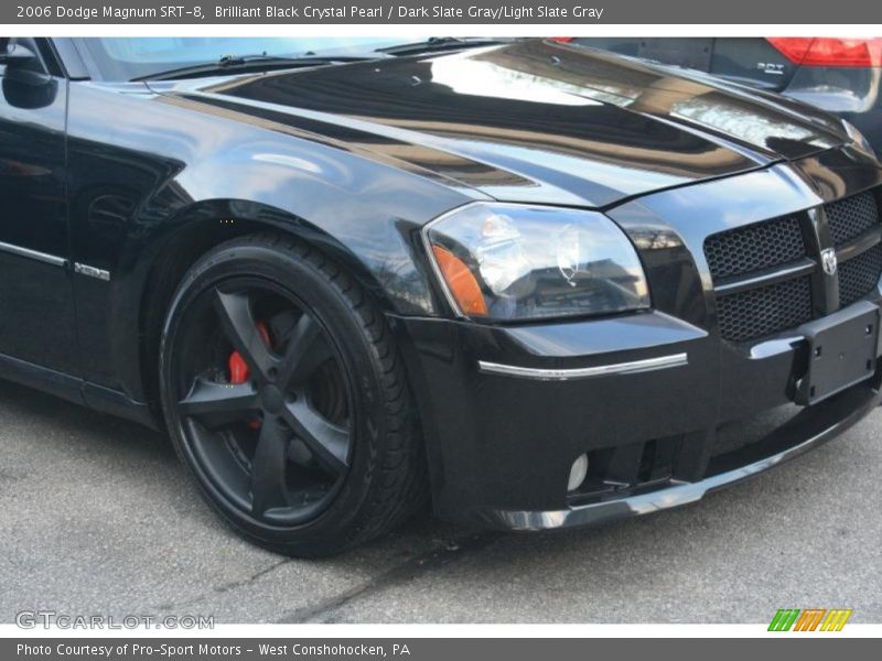 Brilliant Black Crystal Pearl / Dark Slate Gray/Light Slate Gray 2006 Dodge Magnum SRT-8