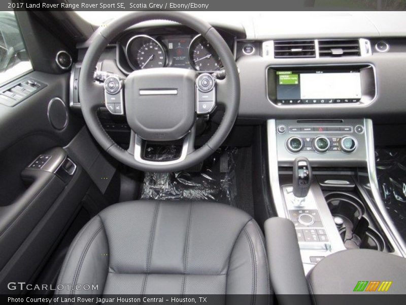 Dashboard of 2017 Range Rover Sport SE