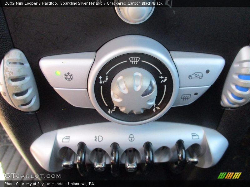 Sparkling Silver Metallic / Checkered Carbon Black/Black 2009 Mini Cooper S Hardtop